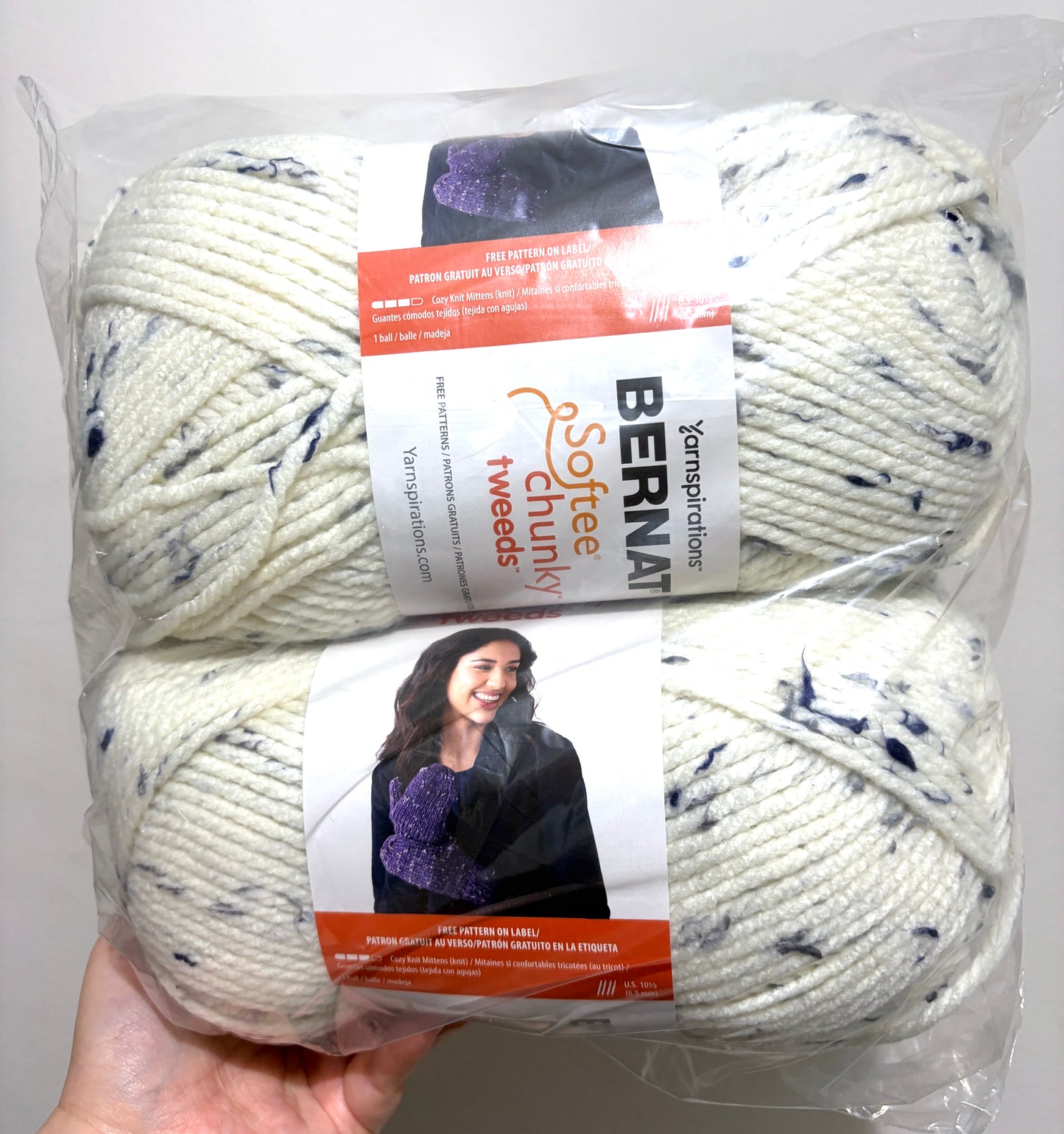 2 balls x 300g Bernat Softee Chunky Tweed Yarn : Midnight White