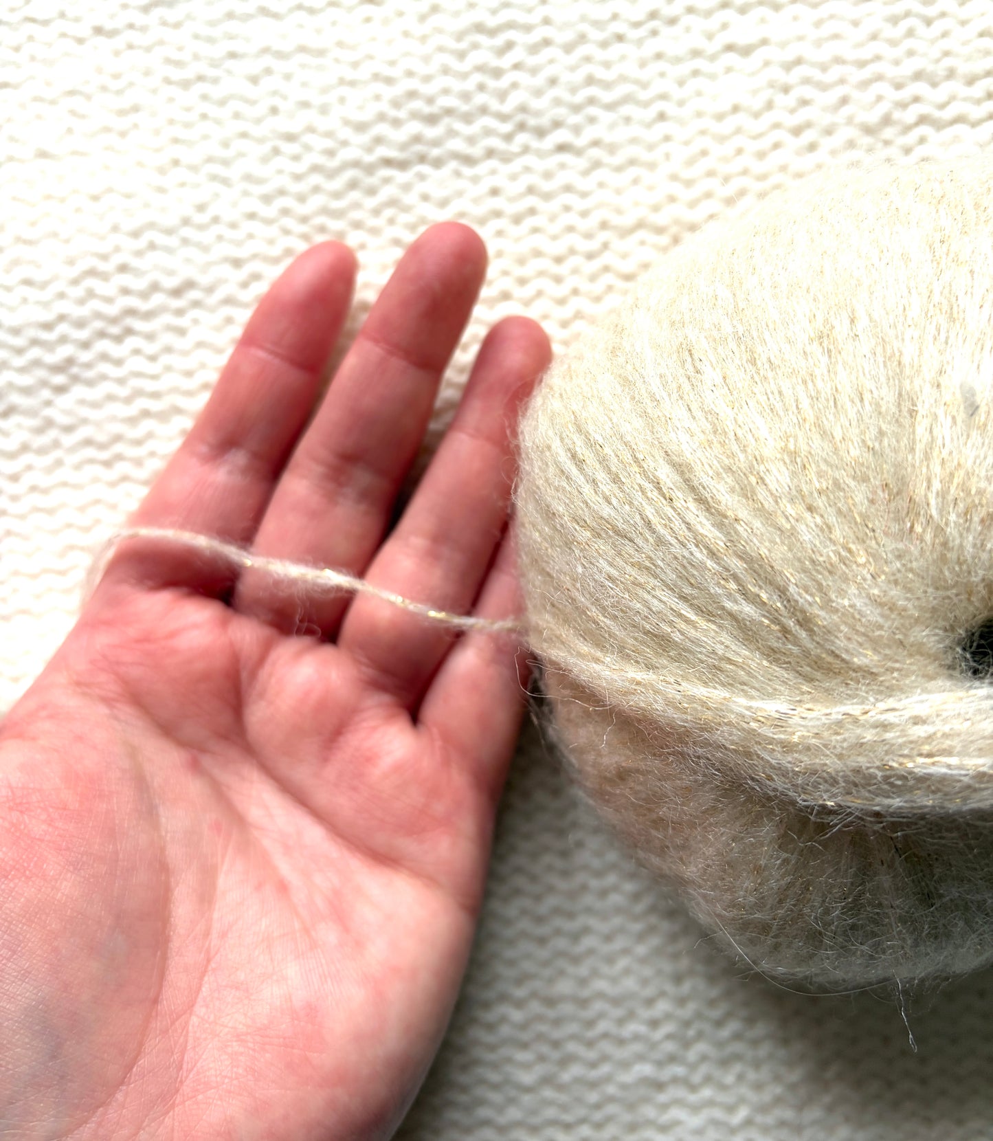 3 balls x 25g Glitter Mohair yarn : Mohair + Wool + Rayon : 02 Cream