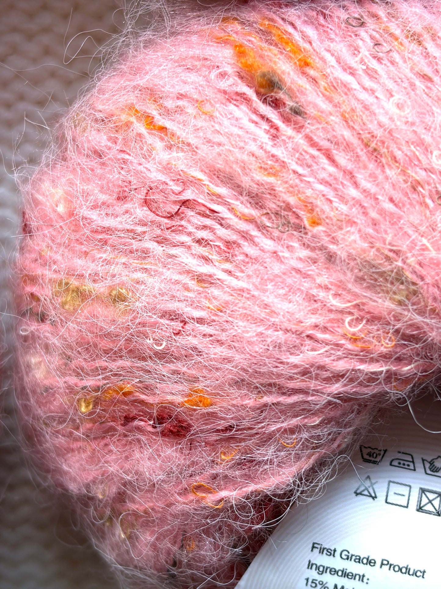 6 balls x 25g Mohair Wool yarn : Mohair + Wool + Acrylic + Polyester : 04 Pink