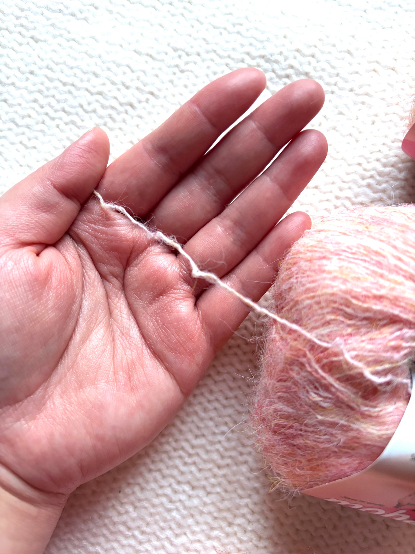 5 balls x 25g Alpaca Mohair yarn : Mohair + Alpaca + Acrylic : 03 Coral Pink