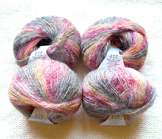 4 balls x 25g Cashmere Mohair yarn : Mohair + Wool + Cashmere + Nylon : Colour 21