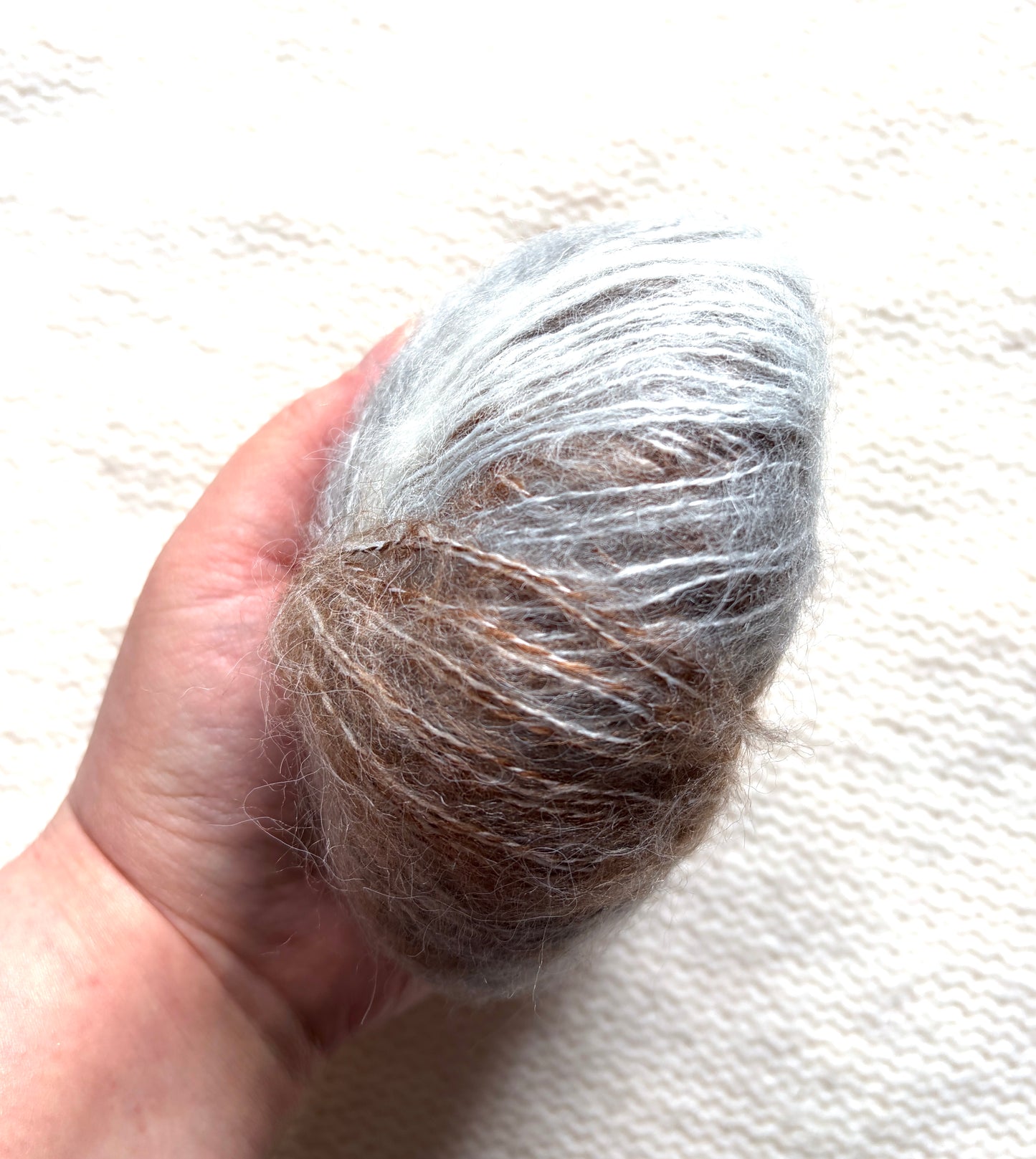 4 balls x 25g Cashmere Mohair yarn : Mohair + Wool + Cashmere + Nylon : Colour 03