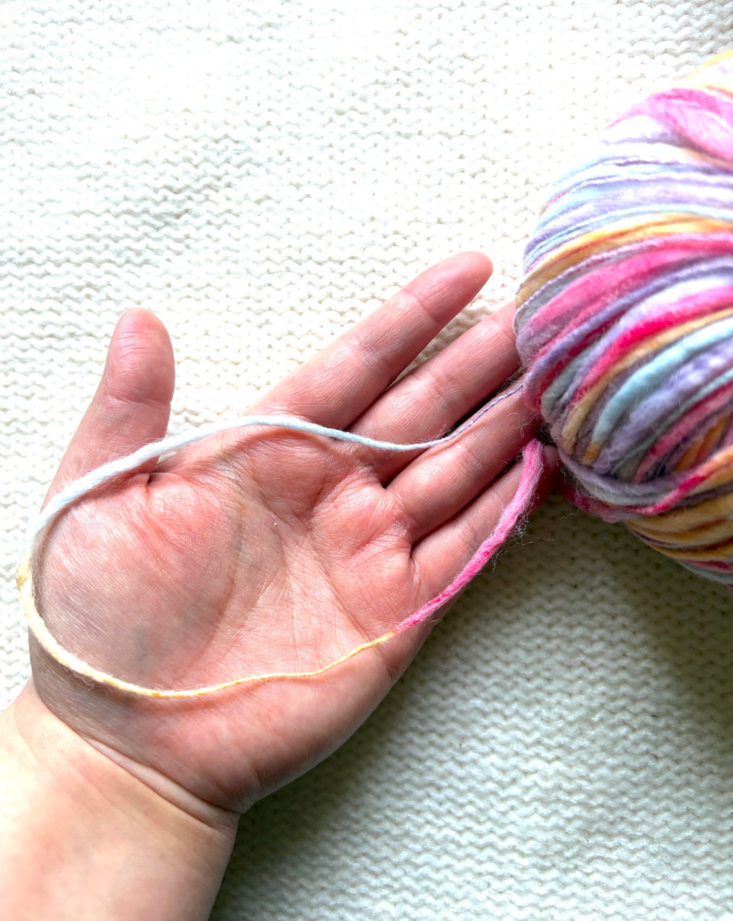 3 balls x 50g Australian Wool Blend Uneven / Slub yarn : Colour 06