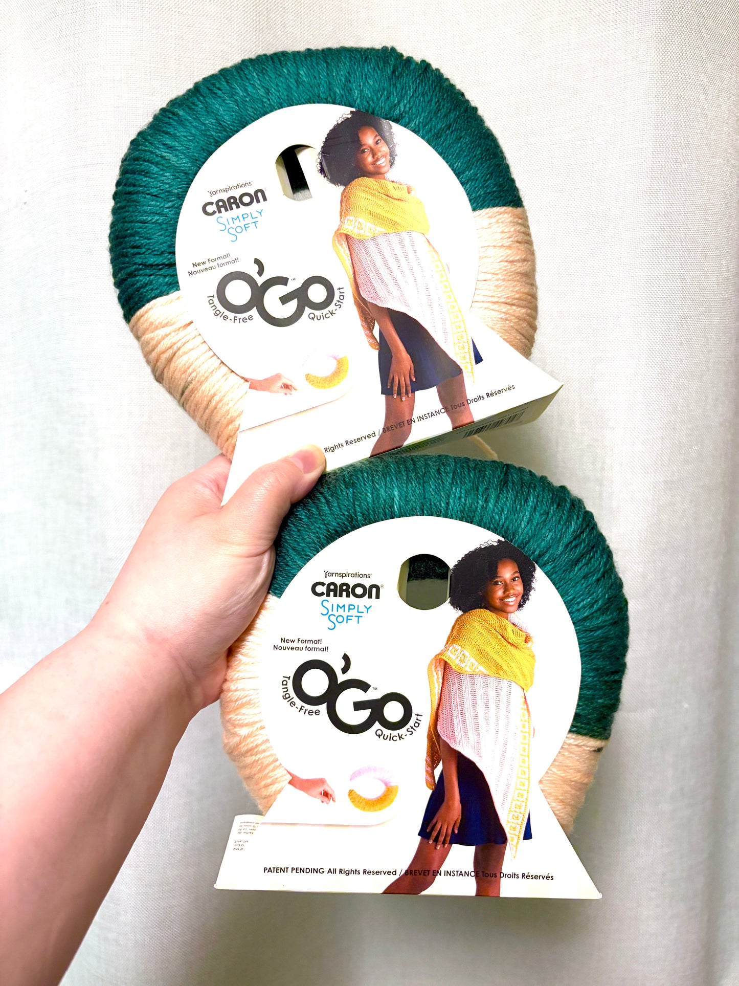 141g CARON Simply Soft O’GO : Monsteria/ Lt Country Peach 100% Acrylic