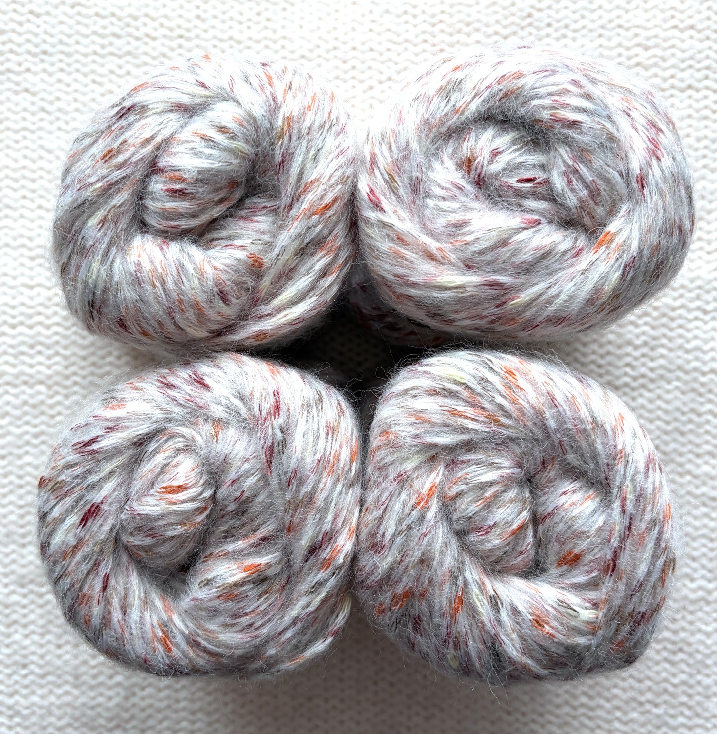 2 balls x 50g Alpaca Blend Multicolour yarn : 50% Alpaca + Acrylic + Polyester