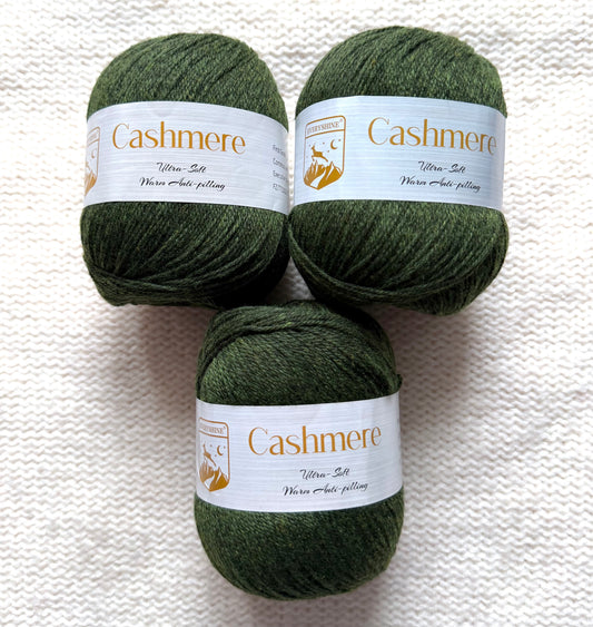 3 balls x 50g Cashmere Ultra Soft Yarn : 80% Cashmere : 21 Forest Pine