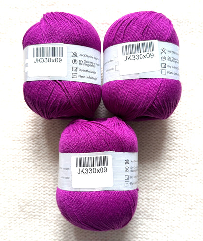 3 balls x 50g Cashmere Ultra Soft Yarn : 80% Cashmere : 09 Vibrant Magenta
