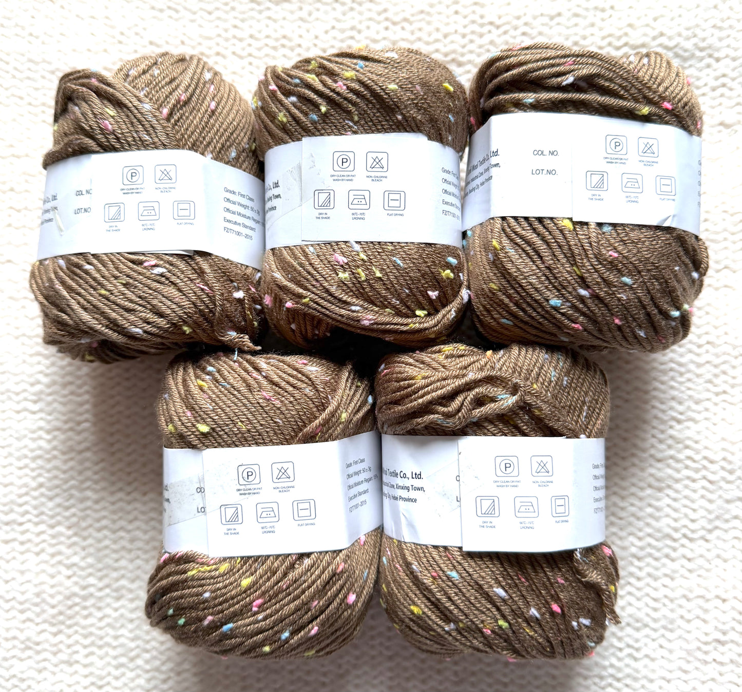 5 balls x 50g Cashmere Silk yarn : 20% Cashmere + 50% Silk : 09 Funfetti Brownie