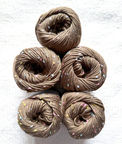 5 balls x 50g Cashmere Silk yarn : 20% Cashmere + 50% Silk : 09 Funfetti Brownie