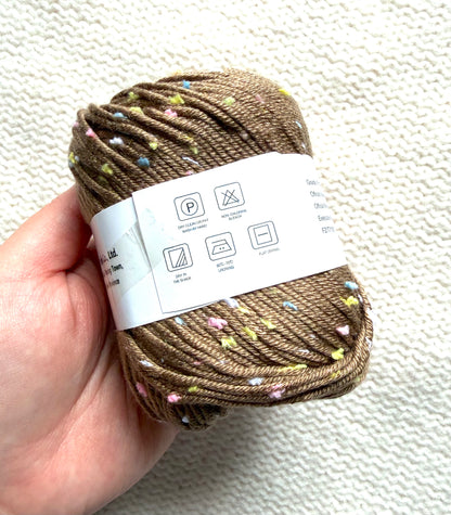 5 balls x 50g Cashmere Silk yarn : 20% Cashmere + 50% Silk : 09 Funfetti Brownie