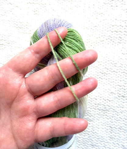 1 Skein x 100g Cashmere Wool Blend Gradient yarn : 18 Highland Thistle