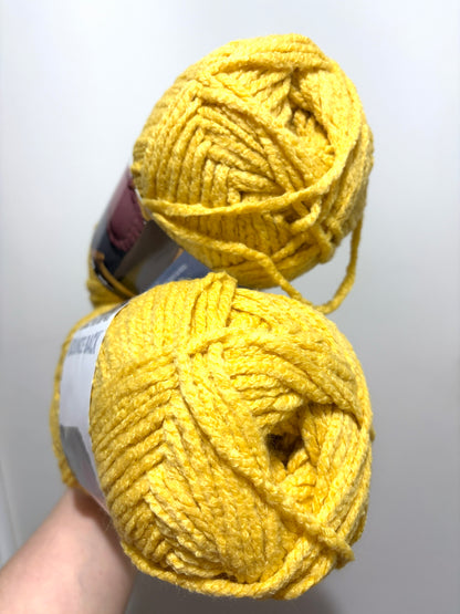 2 Balls x 255g Bernat Bounce Back Yarn Bulky Yarn : Ochre