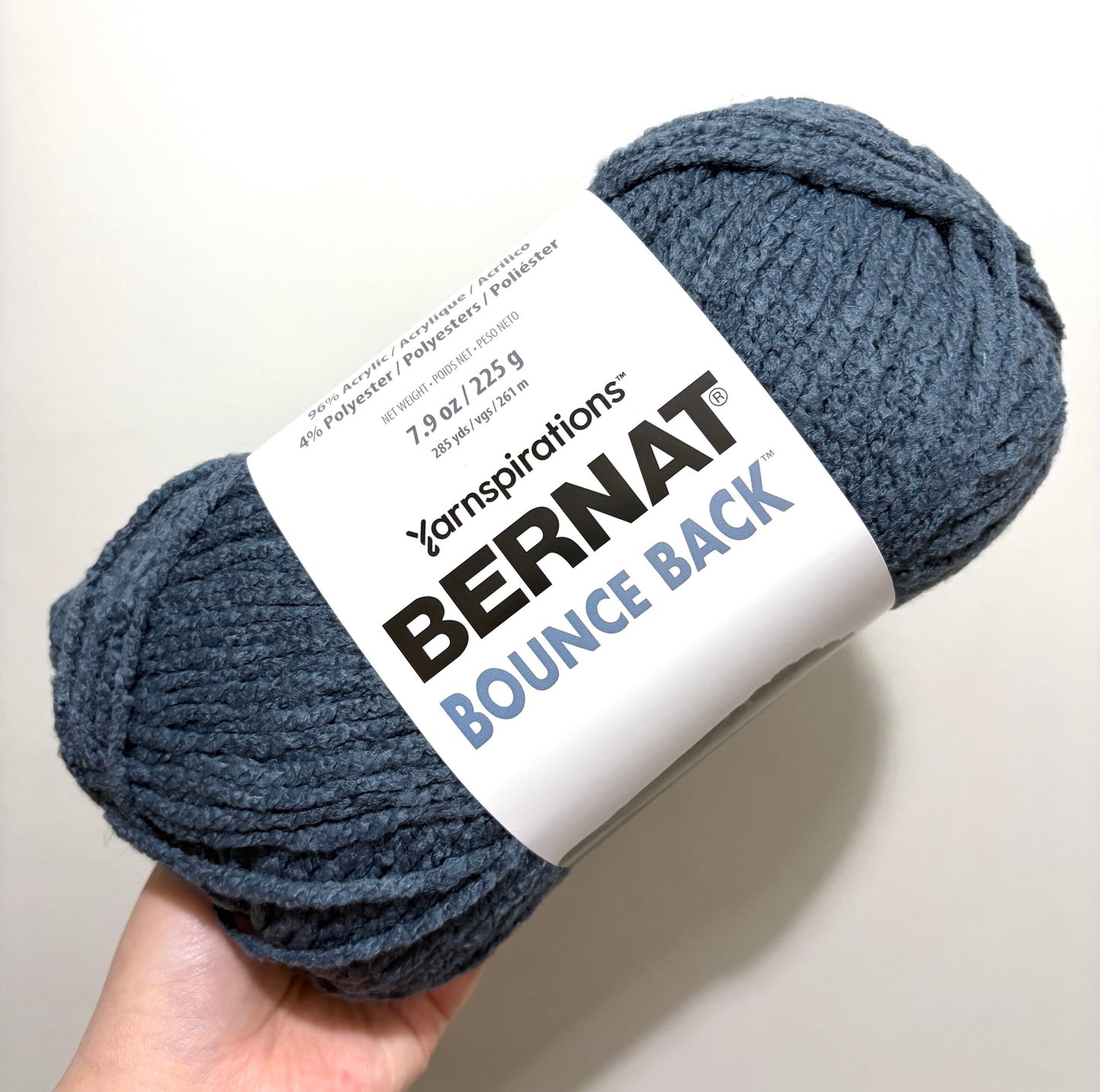 2 Balls x 255g Bernat Bounce Back Yarn Bulky Yarn : Indigo
