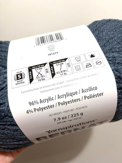 2 Balls x 255g Bernat Bounce Back Yarn Bulky Yarn : Indigo