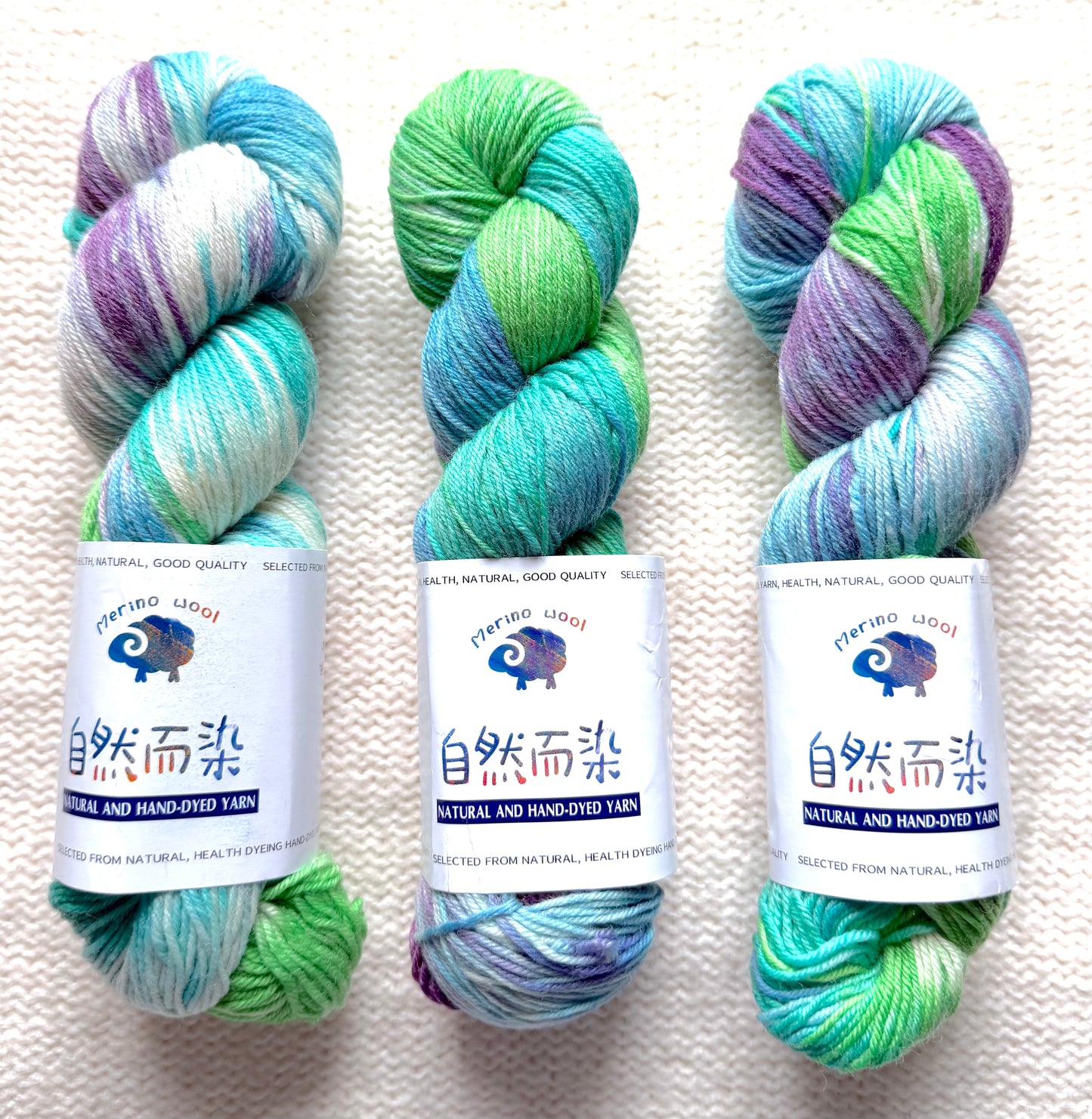 1 Skein x 100g Cashmere Wool Blend Gradient yarn : 16 Enchanted Lagoon