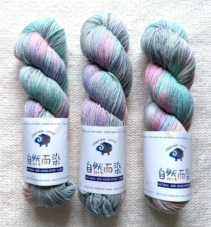 1 Skein x 100g Cashmere Wool Blend Gradient yarn : 03 Lavender Seafoam