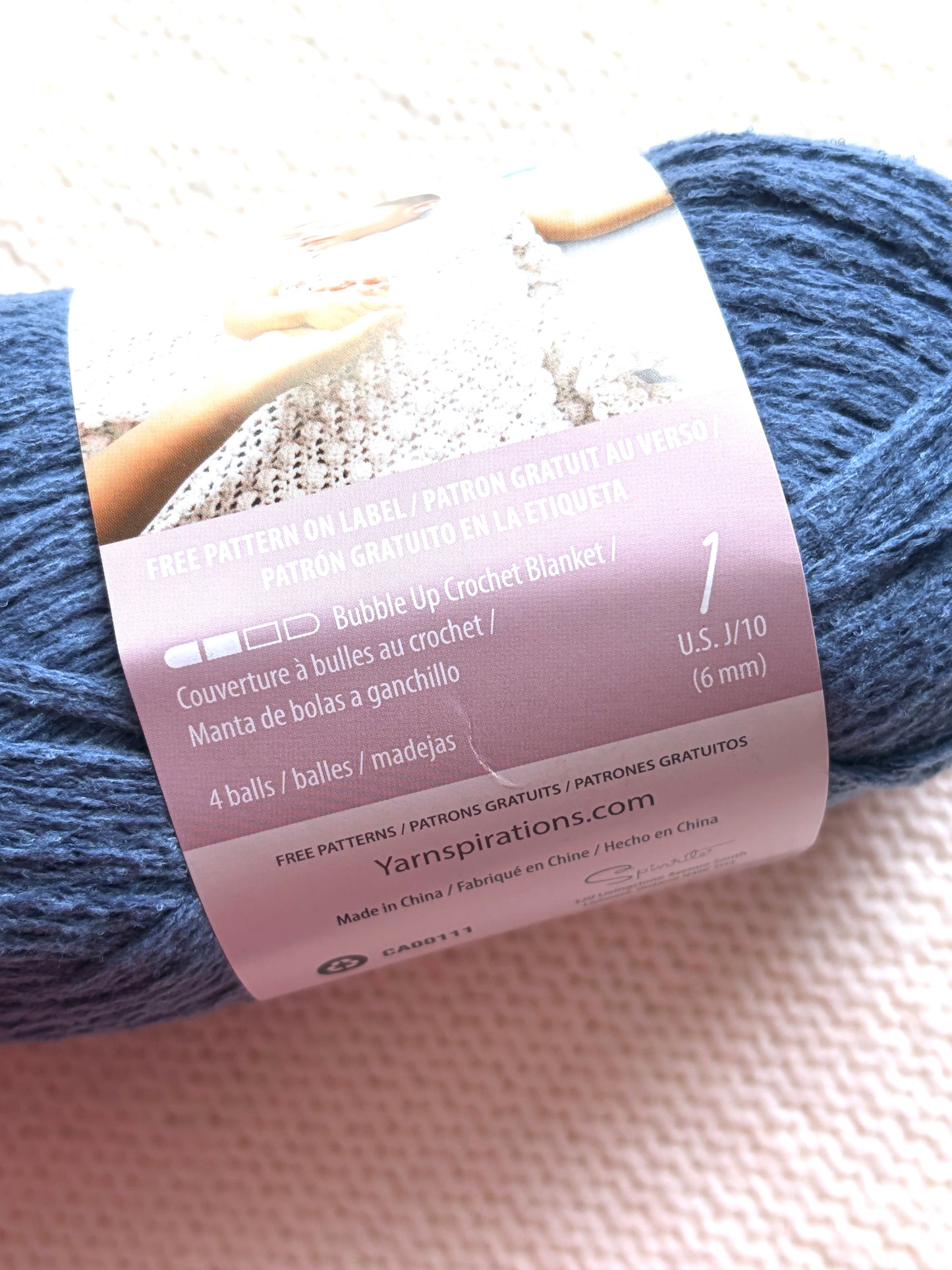 2 Balls x 140g Bernat Bundle Up Yarn Medium Yarn : Beluga