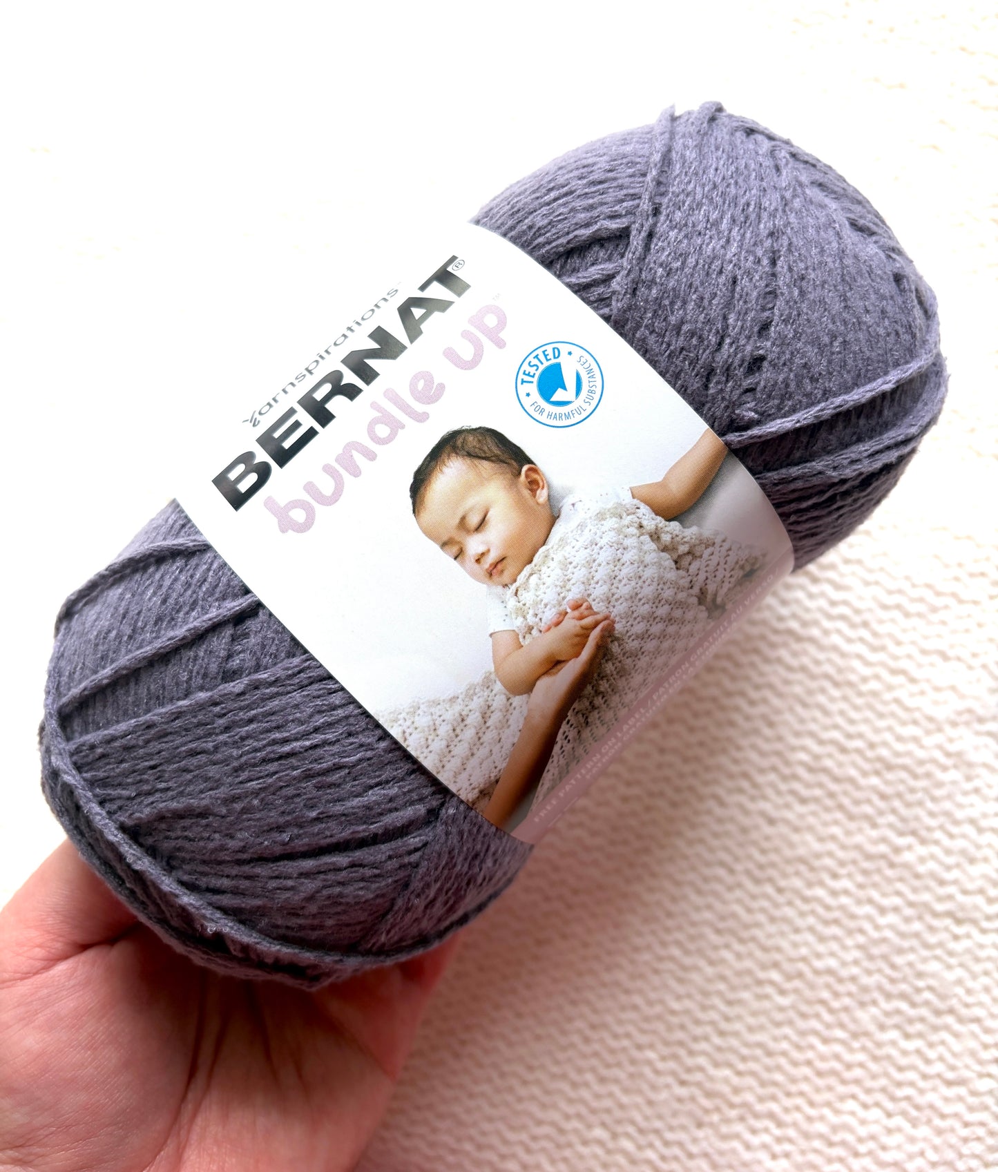 2 Balls x 140g Bernat Bundle Up Yarn Medium Yarn : Nighttime