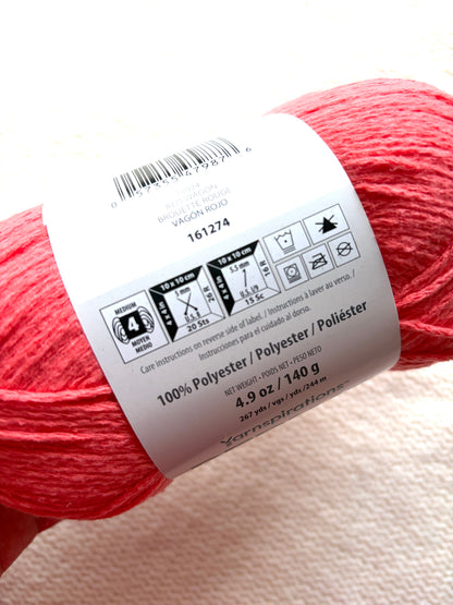 2 Balls x 140g Bernat Bundle Up Yarn Medium Yarn : Red Wagon