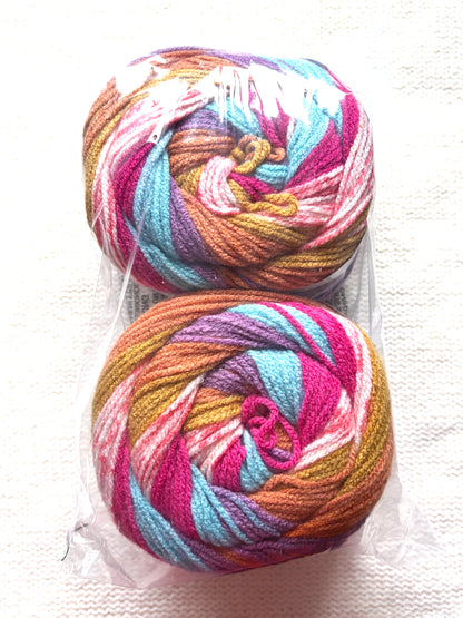 Caron Cinnamon Swirl Cakes Yarn 227g  : Acrylic : Berry Twist - 1 cake