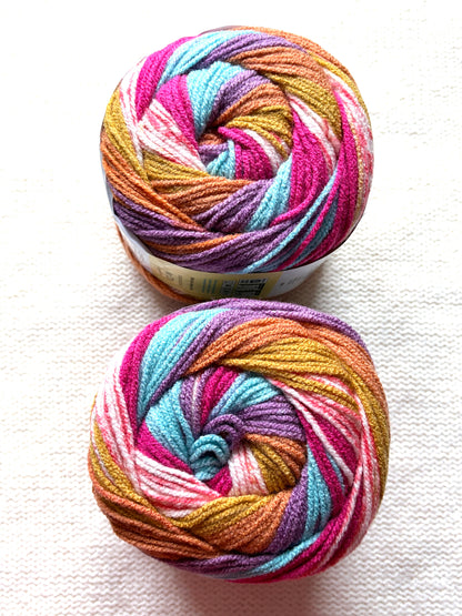 Caron Cinnamon Swirl Cakes Yarn 227g  : Acrylic : Berry Twist - 1 cake