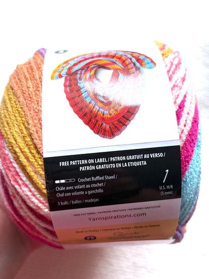 Caron Cinnamon Swirl Cakes Yarn 227g  : Acrylic : Berry Twist - 1 cake