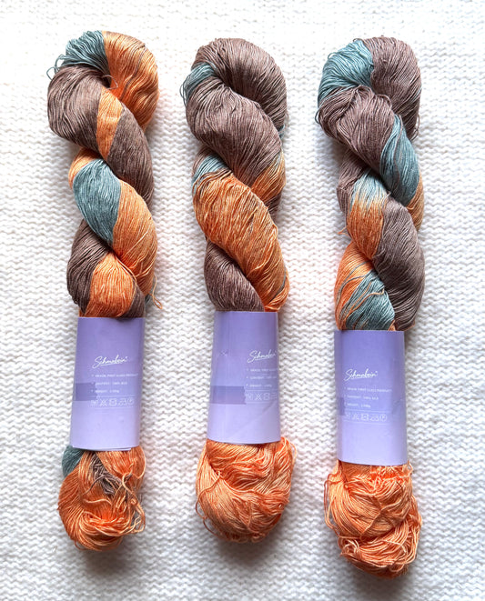 1 Skein x 100g 100% Silk Gradient yarn : Pure Silk : 05 Golden Hour Horizon