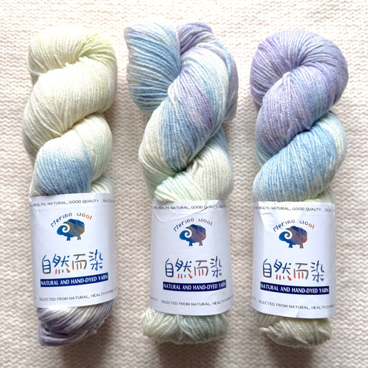 1 Skein x 100g Cashmere Wool Blend Gradient yarn : 10 Hydrangea Haze