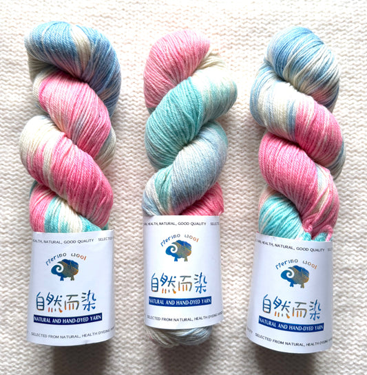 1 Skein x 100g Cashmere Wool Blend Gradient yarn : 13 Cotton Candy Skies