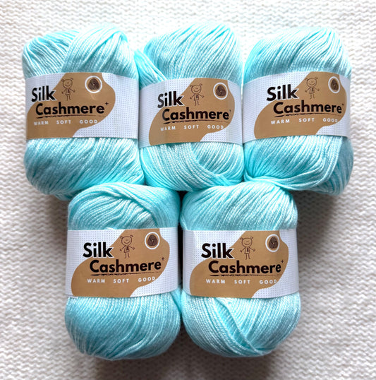 5 balls x 50g Cashmere Silk yarn : 60% Cashmere + 40% Silk : 07 Ice Blue