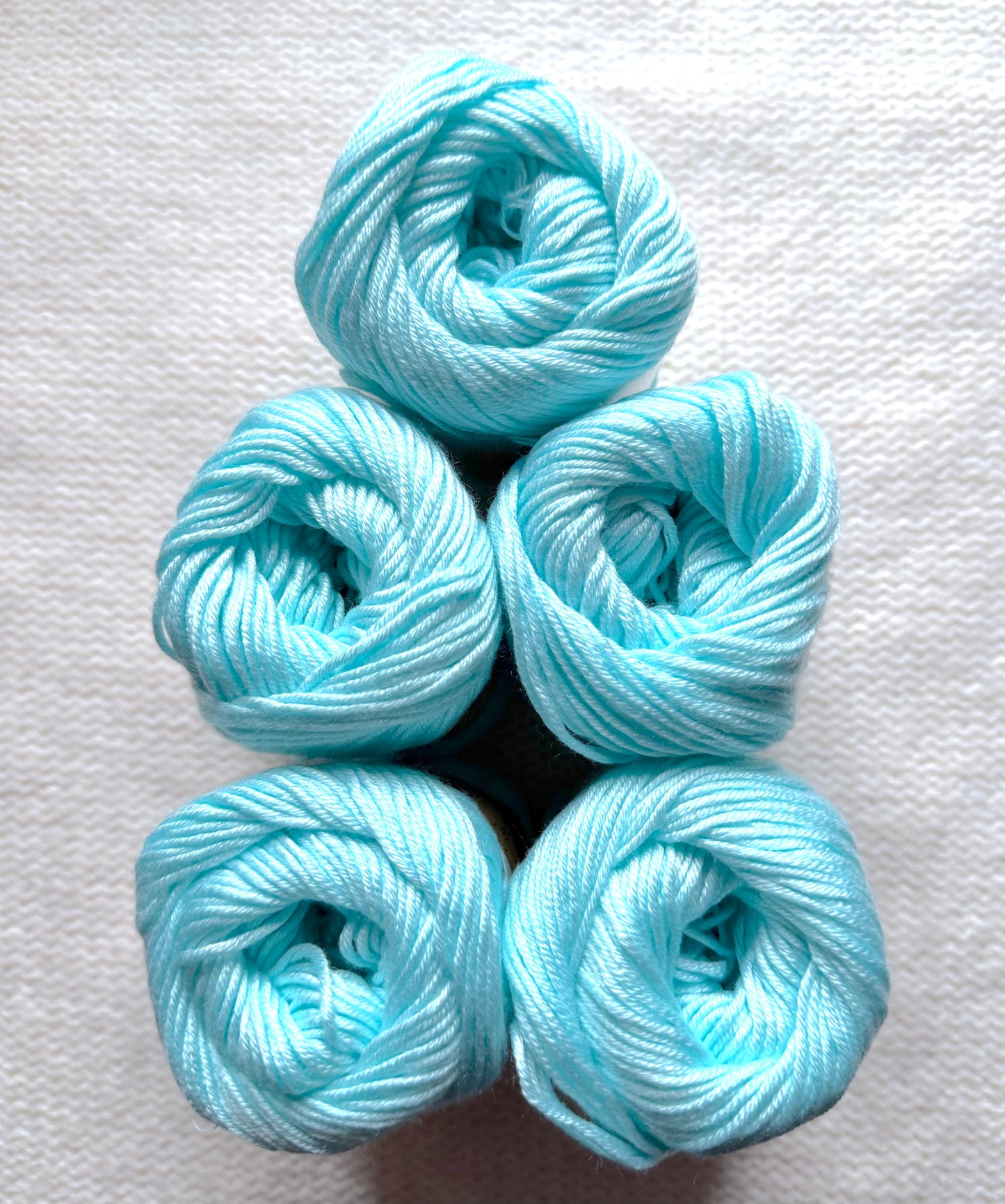 5 balls x 50g Cashmere Silk yarn : 60% Cashmere + 40% Silk : 07 Ice Blue