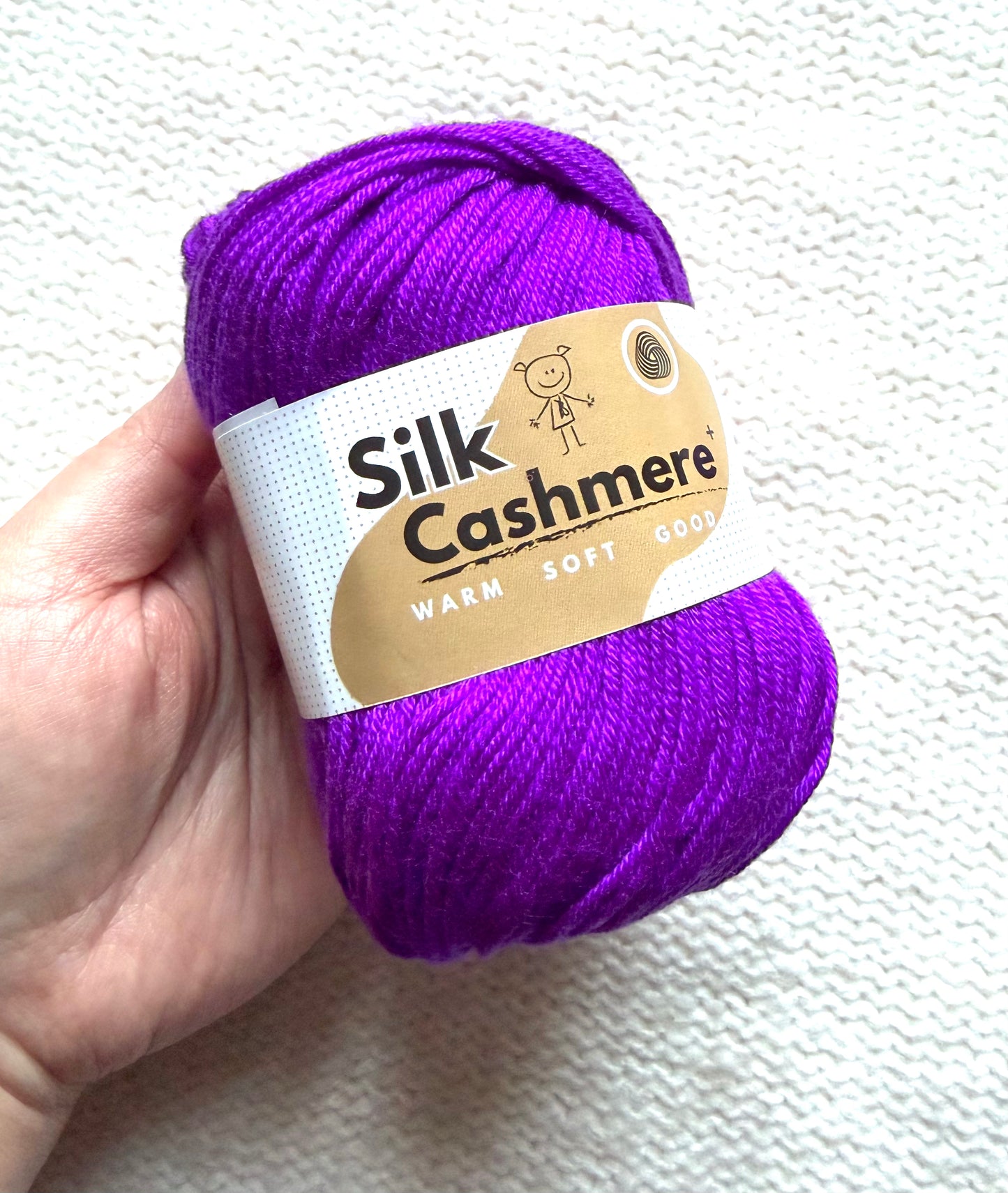 5 balls x 50g Cashmere Silk yarn : 60% Cashmere + 40% Silk : 25 Amethyst Glow