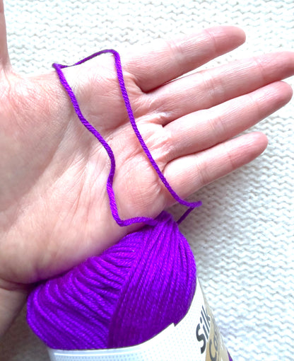 5 balls x 50g Cashmere Silk yarn : 60% Cashmere + 40% Silk : 25 Amethyst Glow