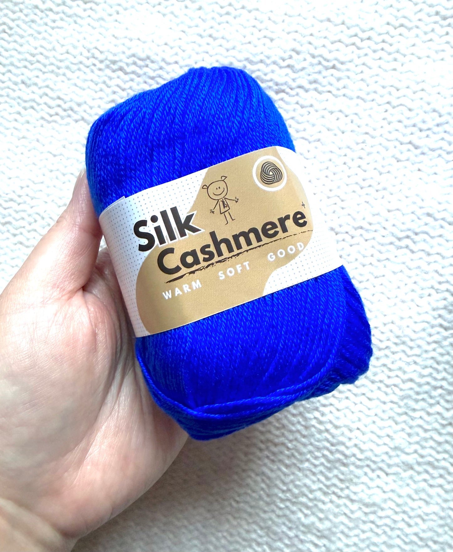 5 balls x 50g Cashmere Silk yarn : 60% Cashmere + 40% Silk : 28 Royal Sapphire