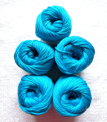 5 balls x 50g Cashmere Silk yarn : 60% Cashmere + 40% Silk : 27 Caribbean Blue