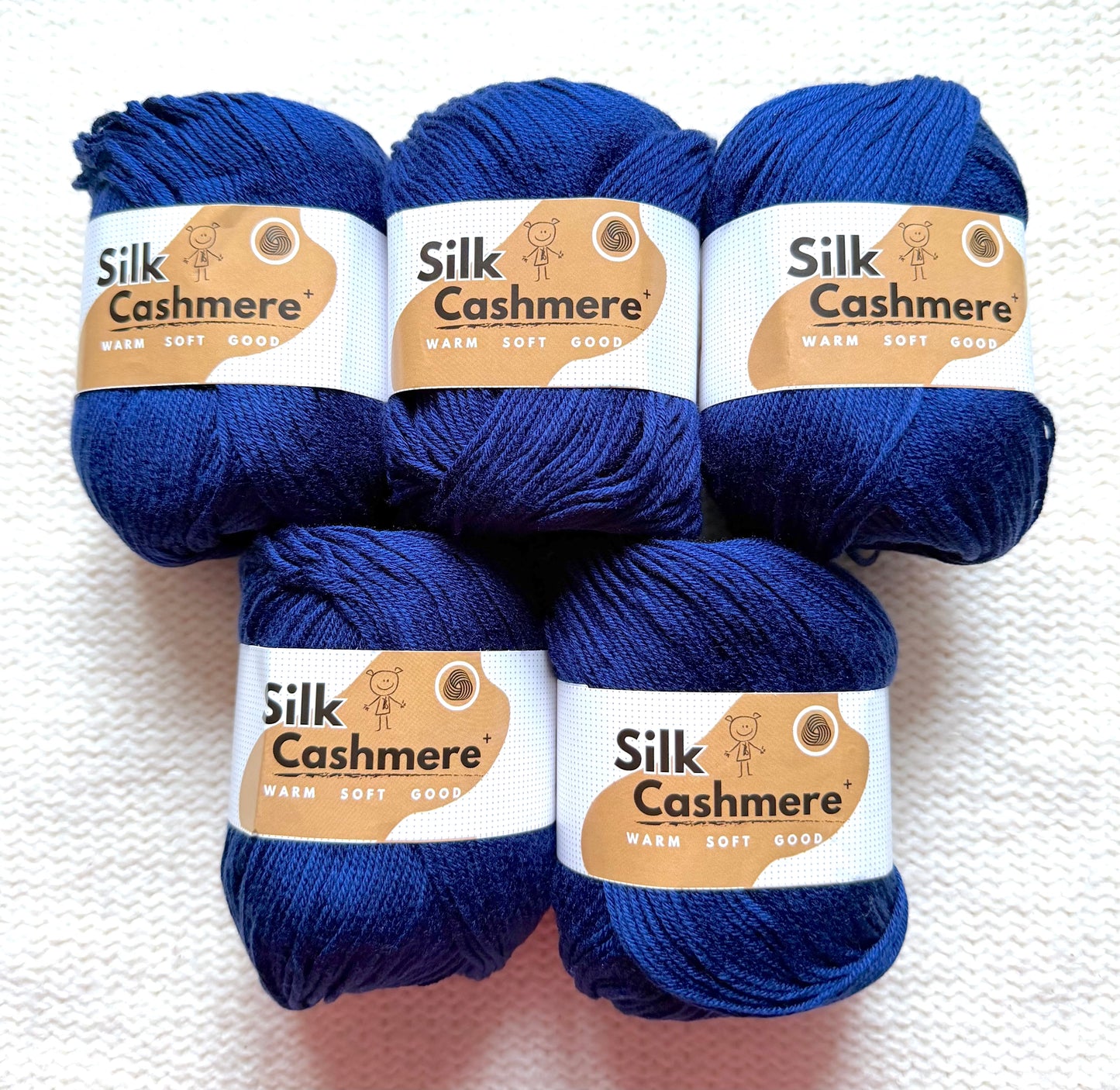 5 balls x 50g Cashmere Silk yarn : 60% Cashmere + 40% Silk : 39 Dark Navy