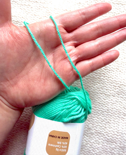 5 balls x 50g Cashmere Silk yarn : 60% Cashmere + 40% Silk : 44 Mint Green