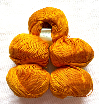 5 balls x 50g Cashmere Silk yarn : Cashmere + Silk + Bamboo fiber : 15 Pumpkin Orange