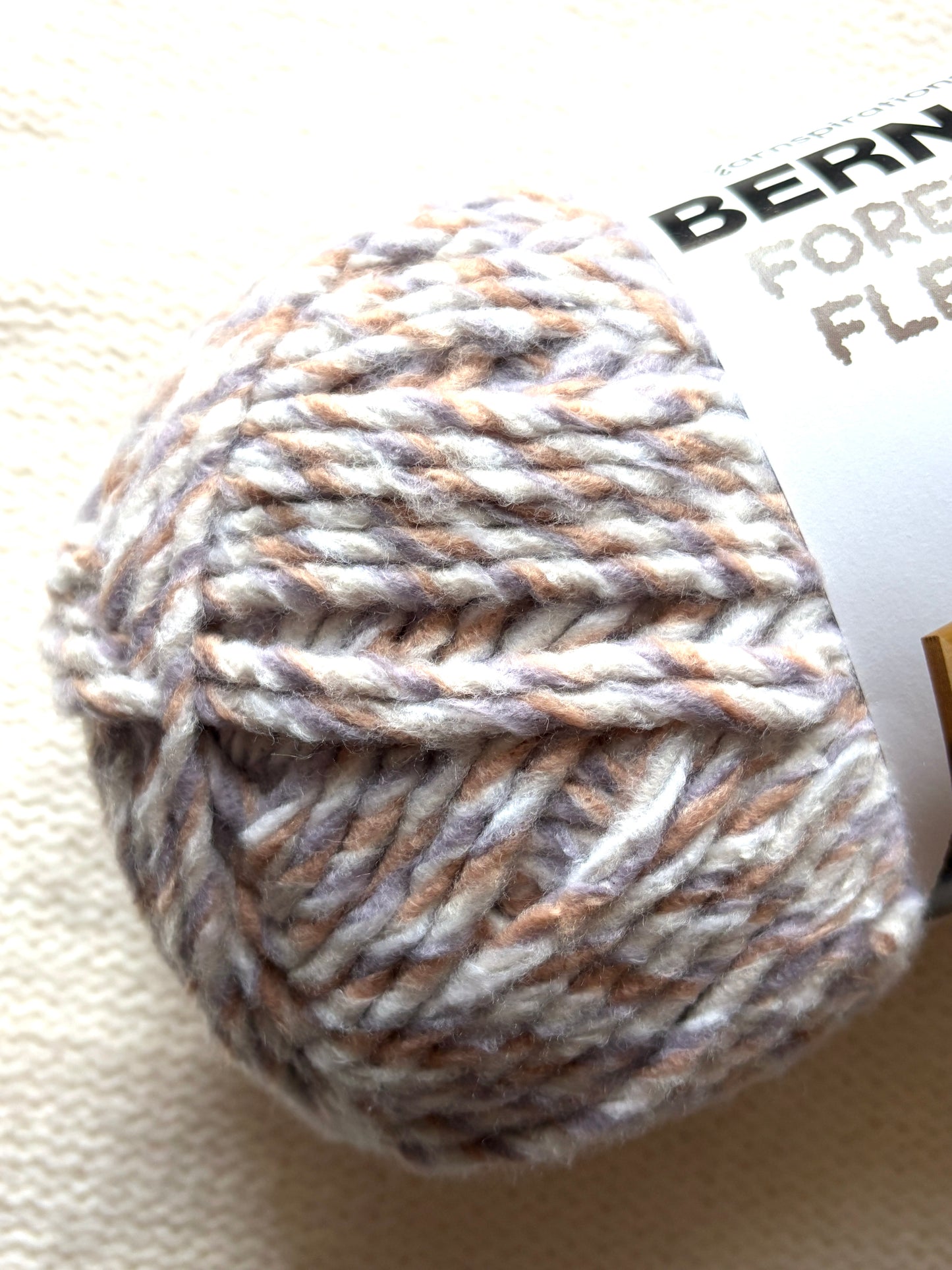 2 Balls x 280g Bernat Forever Fleece Super Chunky Yarn : Natural