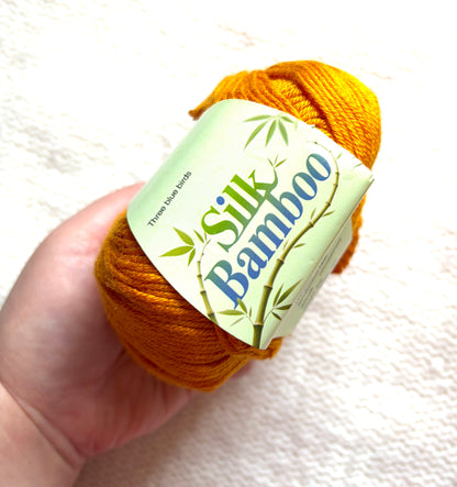 5 balls x 50g Cashmere Silk yarn : Cashmere + Silk + Bamboo fiber : 15 Pumpkin Orange