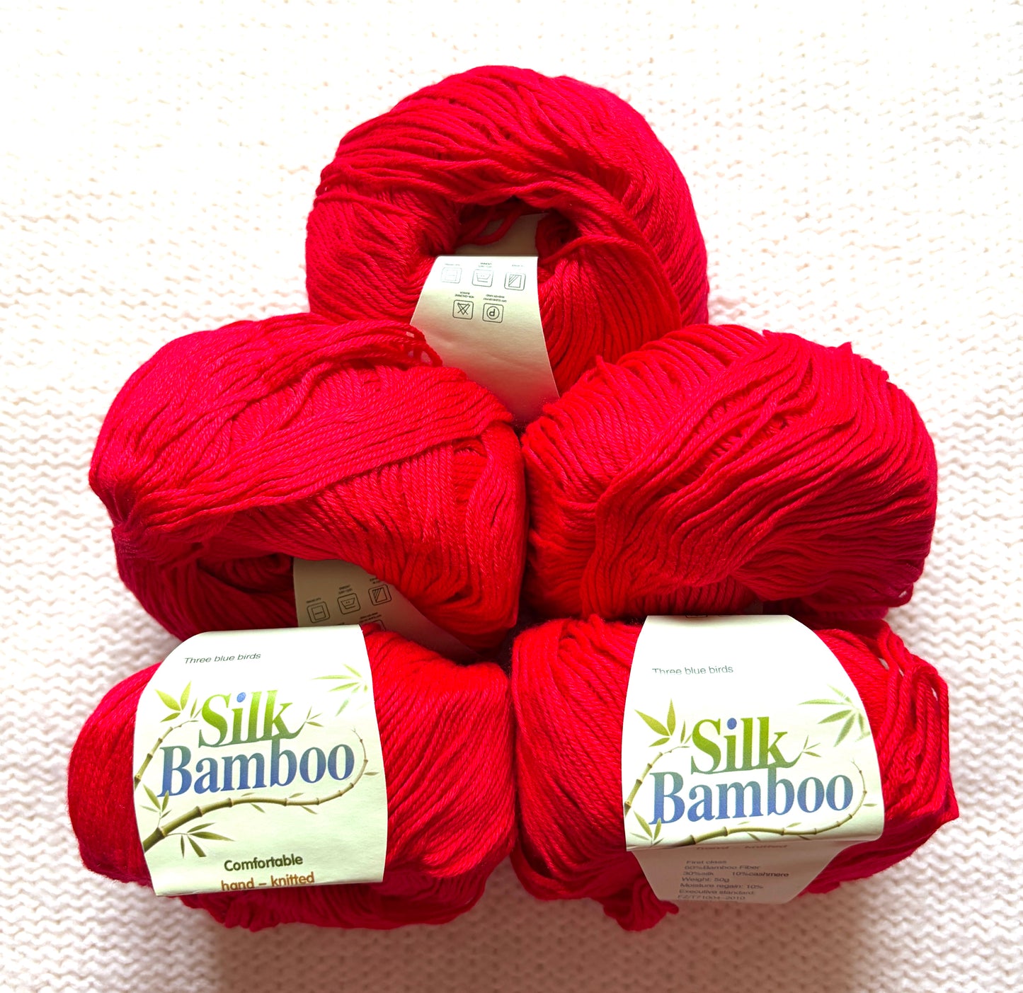 5 balls x 50g Cashmere Silk yarn : Cashmere + Silk + Bamboo fiber : 11 Scarlet Red