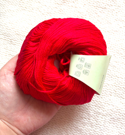 5 balls x 50g Cashmere Silk yarn : Cashmere + Silk + Bamboo fiber : 11 Scarlet Red