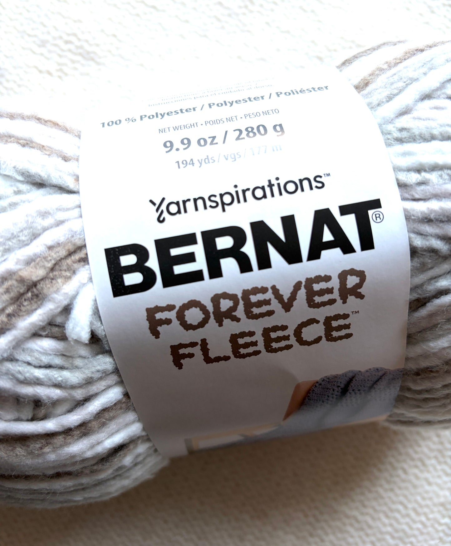 2 Balls x 280g Bernat Forever Fleece Super Chunky Yarn : Latte