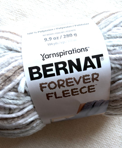 2 Balls x 280g Bernat Forever Fleece Super Chunky Yarn : Latte