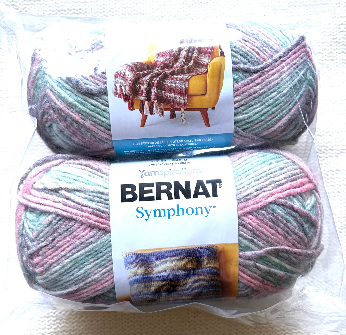 2 Balls x 225g Bernat Symphony Chunky Yarn Wool Blend : Seashell