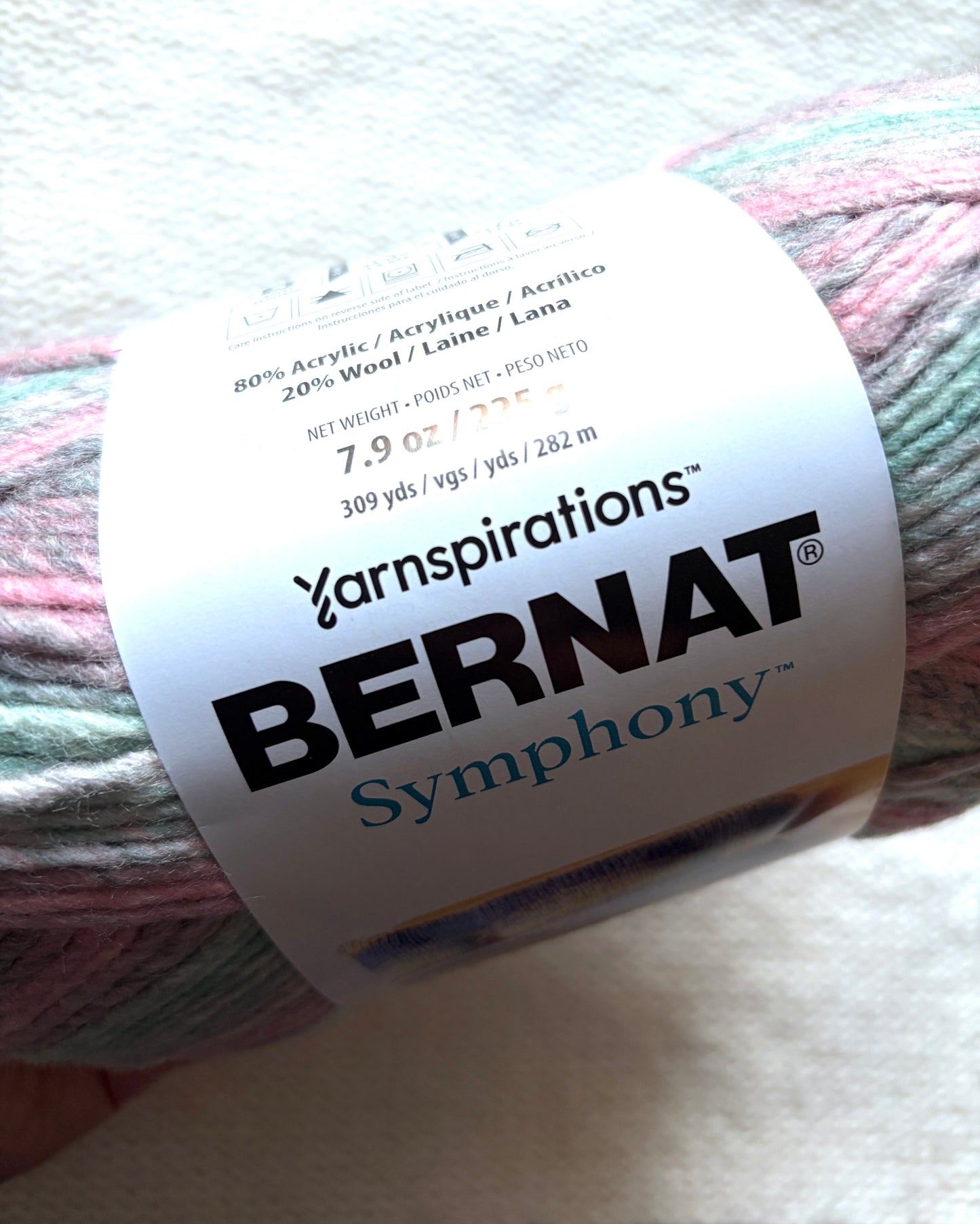 2 Balls x 225g Bernat Symphony Chunky Yarn Wool Blend : Seashell