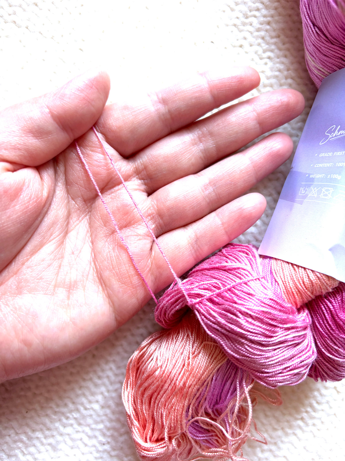 1 Skein x 100g 100% Silk Gradient yarn : Pure Silk : 01 Raspberry Peach Sorbet