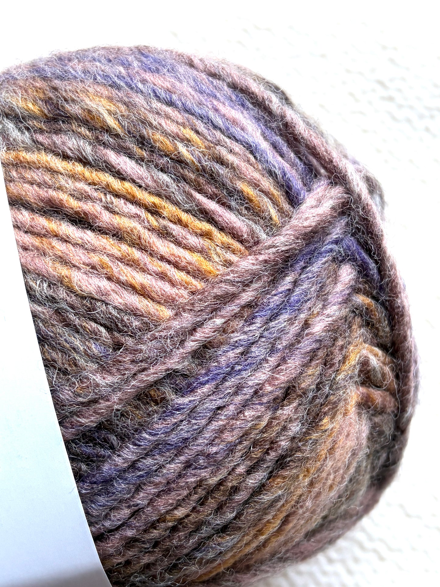 2 Balls x 225g Bernat Symphony Chunky Yarn Wool Blend : Brocade