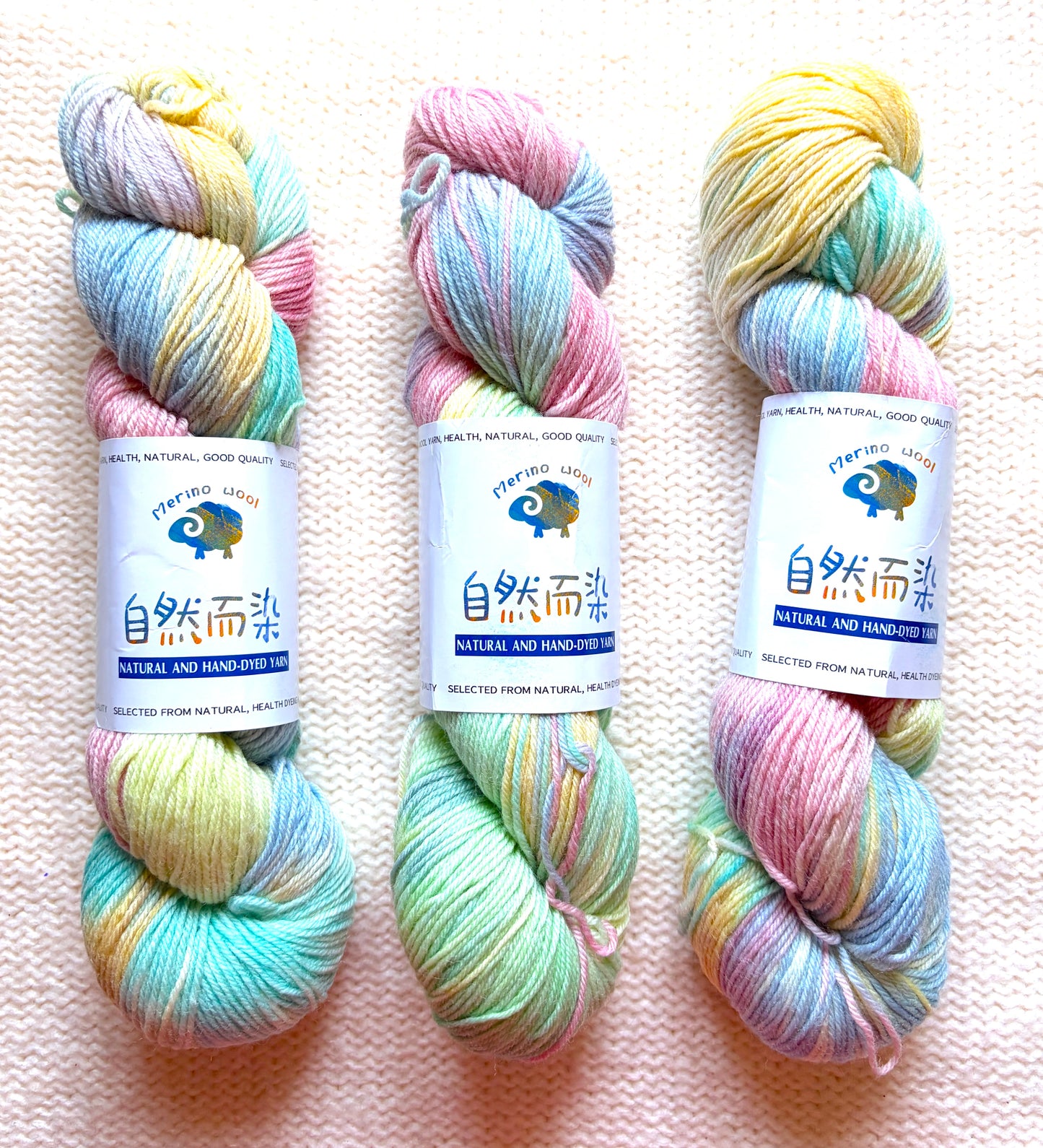 1 Skein x 100g Cashmere Wool Blend Gradient yarn : 02 Pastel Rainbow
