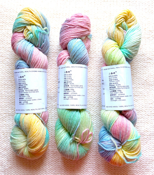 1 Skein x 100g Cashmere Wool Blend Gradient yarn : 02 Pastel Rainbow